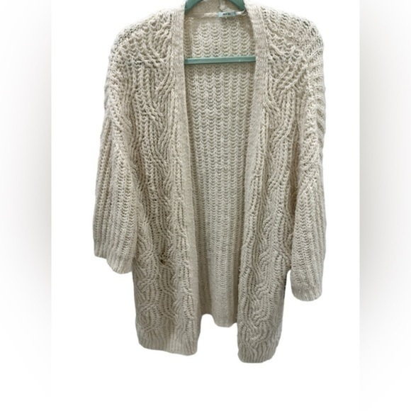 Kimchi Blue by Urban Outfitters oversized fuzzy cardigan with blemish - Picture 1 of 8